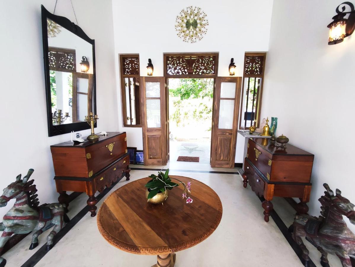 Villa Seven Faces-Luxury Escape,Stunning Views With Private Pool For A Couple Or Family! Galle Eksteriør billede