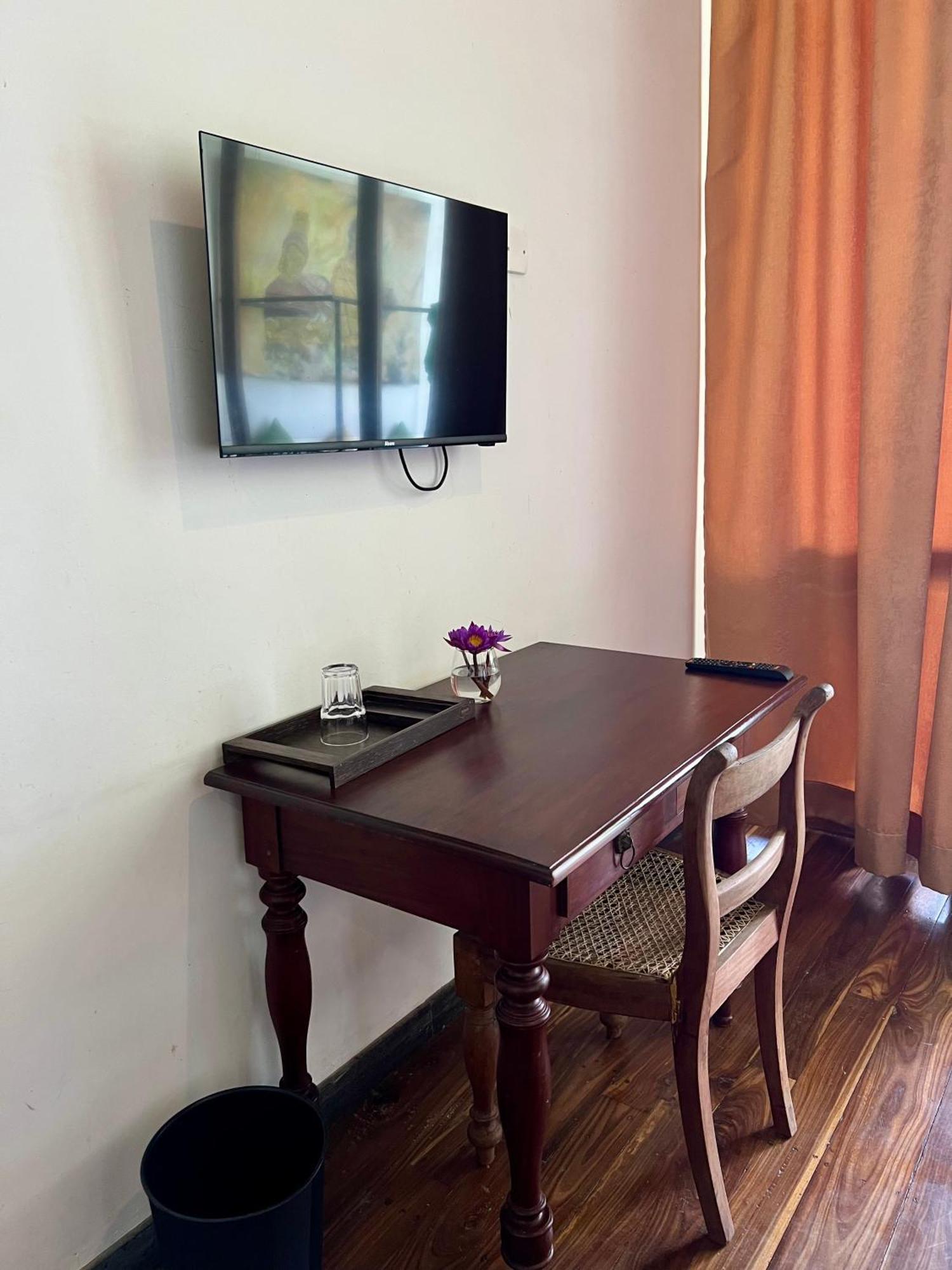 Villa Seven Faces-Luxury Escape,Stunning Views With Private Pool For A Couple Or Family! Galle Eksteriør billede